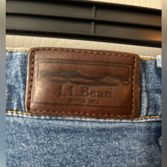 LL Bean Original Fit Relaxed Denim Jeans Womens 22W Plus Straight Relaxed Mom - Picture 7 of 10